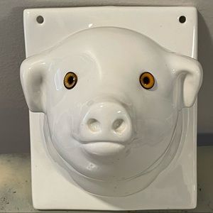 Vintage Wall decor ceramic pig EUC!